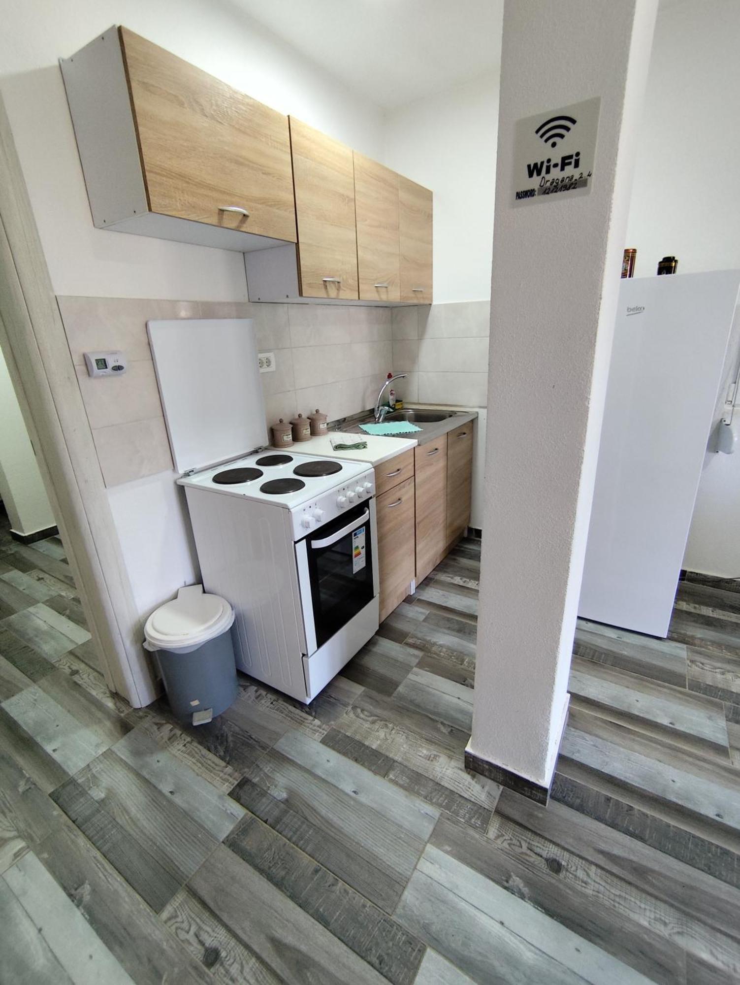 Apollon Home Apartments Bar Luaran gambar