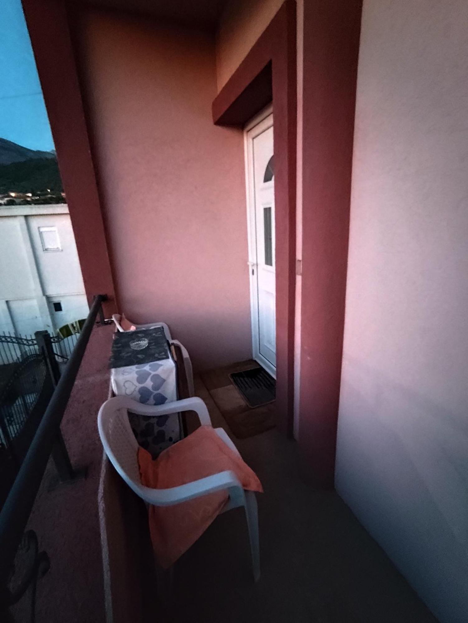 Apollon Home Apartments Bar Luaran gambar