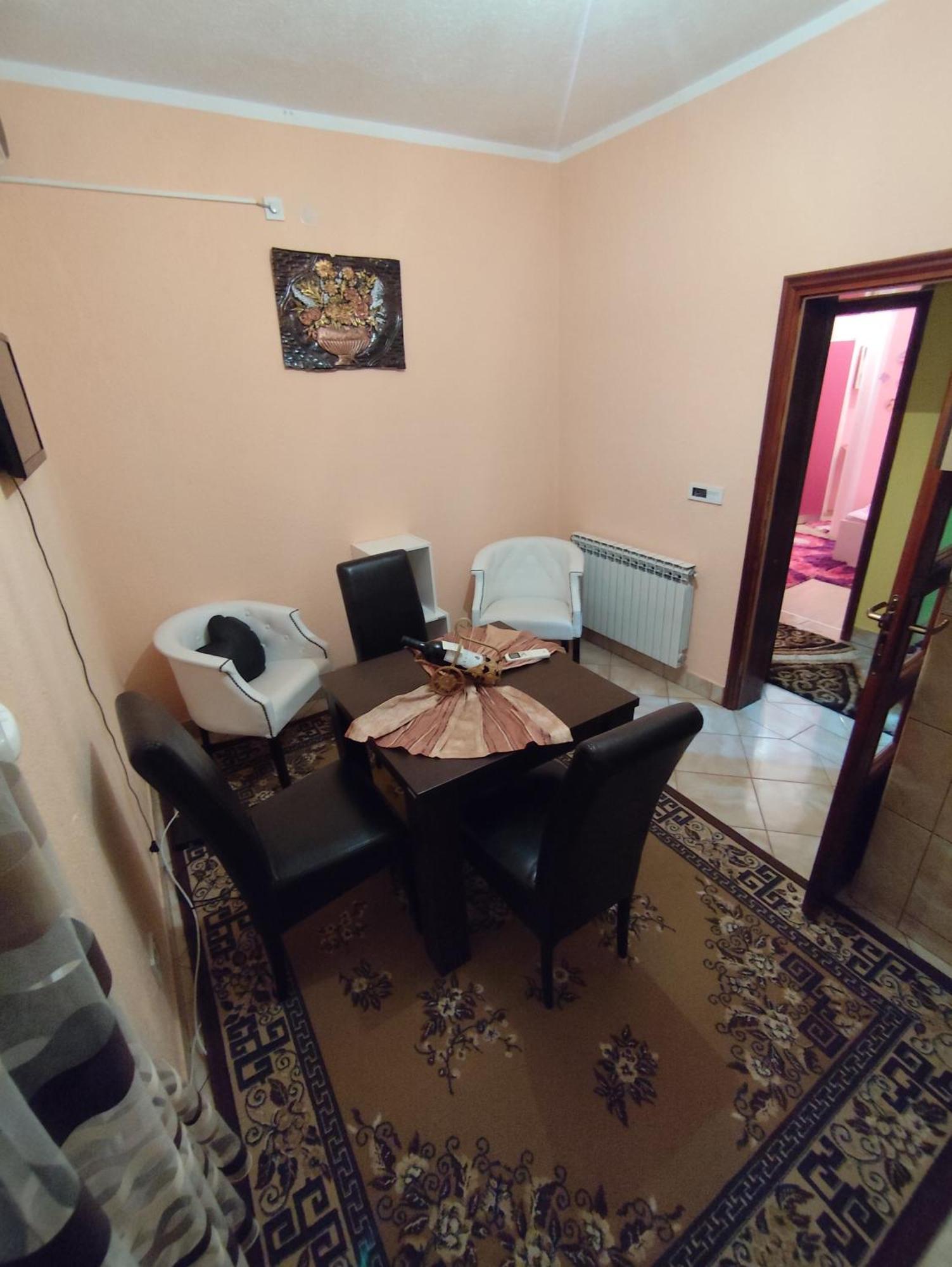 Apollon Home Apartments Bar Luaran gambar