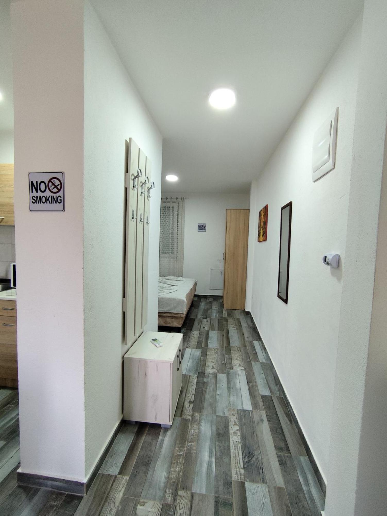 Apollon Home Apartments Bar Luaran gambar